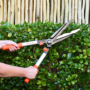 Wavy Blade Hedge Shears